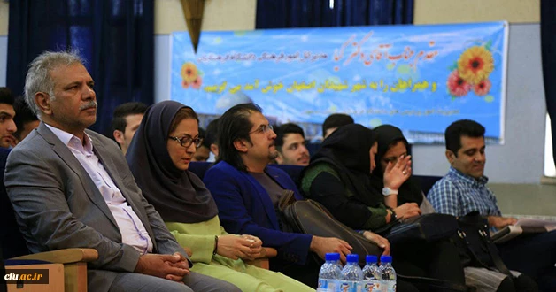 رضایی دبیر اجرایی دومین دوره فیلم نامه نویسی و فیلم سازی:

توانمند سازی معلمان در حوزه فیلم از اهداف برگزاری این دوره است
 4