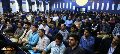 دکتر عروف زاد سرپرست مدیریت پردیس های استان اصفهان در مراسم افتتاحیه دومین دوره فیلم سازی:  

فیلم ها و تصاویر بهترین ابزار برای انتقال اندیشه ها هستند