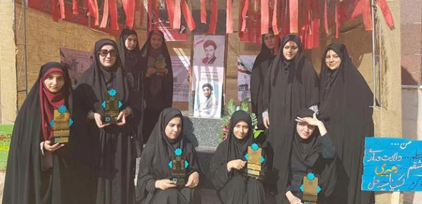 در بیست و هفتمین جشنواره فرهنگی اجتماعی دانشجو معلمان دانشگاه فرهنگیان محقق شد:

درخشش دانشجومعلمان پردیس فاطمه الزهرا (س) تبریز وکسب رتبه های برتر کشوری 2