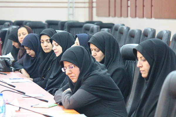 با حضور اعضای هیئت علمی پیمانی دانشگاه فرهنگیان:

آغاز بکار دومین نشست  " آغاز آموزشگری دانشگاهی " 6