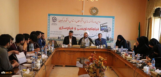 سرپرست معاونت فرهنگی و اجتماعی دانشگاه فرهنگیان در جمع اصحاب رسانه اصفهان:

هر سال هر دانشجو یک مهارت و دانشجو محوری از شعارهای معاونت فرهنگی است 3