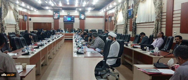 دکتر کیانی در "دومین دوره آموزشی آغاز آموزشگری " دانشگاهی:

برنامه محوری یکی از مهمترین مشخصه های دانشگاه فرهنگیان است 2