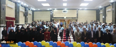 دکتر مولایی در آیین دومین جشن دانش آموختگی دانشجویان ورودی 92 استان بوشهر:

معلمان پیام آوران خوشبختی اجتماع هستند و رسالت پیامبرگونه تربیت نسل آینده را برعهده دارند