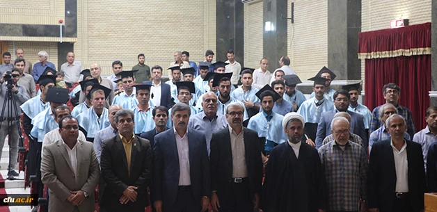 دکتر مولایی در آیین دومین جشن دانش آموختگی دانشجویان ورودی 92 استان بوشهر:

معلمان پیام آوران خوشبختی اجتماع هستند و رسالت پیامبرگونه تربیت نسل آینده را برعهده دارند
 4