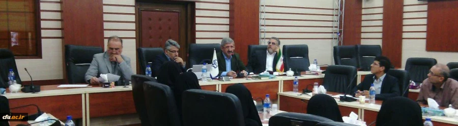 دکتر کیانی در دومین دوره آموزشی آغاز آموزشگری دانشگاهی:

برنامه محوری یکی از مهم ترین مشخصه های دانشگاه فرهنگیان است 2