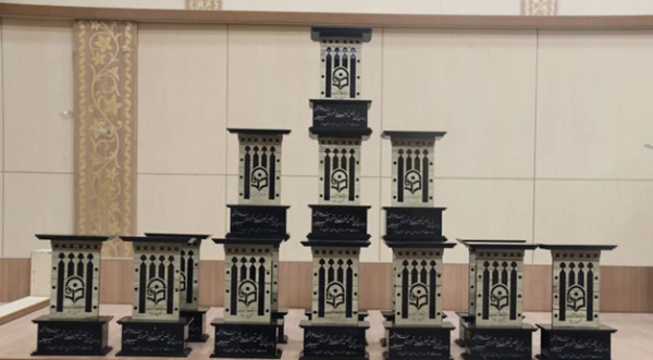 آیت الله ناصری در جشن دانش آموختگی دانشجومعلمان ورودی 92 پردیس های استانی یزد:

در حرفه معلمی احساس مسئولیت کنید چون پیش خدا پاسخگو خواهید بود
 6