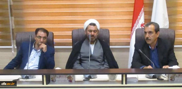 حجت الاسلام و المسلمین عابدی معاون فرهنگی و اجتماعی دانشگاه فرهنگیان در جمع کارکنان دانشگاه فرهنگیان ایلام:

یکی از ارکان تحول، دانشگاه فرهنگیان است 5