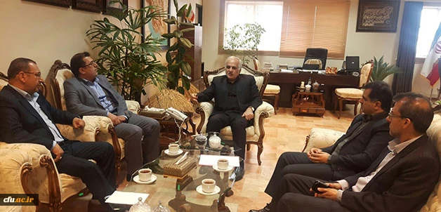 در دومین جلسه کمیته استانی هیات امنا دانشگاه فرهنگیان استان مازندران مورد بحث قرار گرفت:

 توسعه فضای کالبدی پردیس دخترانه دانشگاه فرهنگیان مازندران 
 2