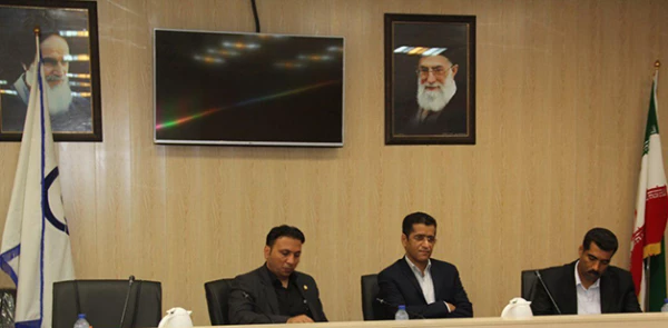 در راستای اجرایی کردن تفاهم نامه همکاری و تکمیل کارنامه سلامت دانشجویان انجام شد:
نشست مشترک دانشگاه علوم پزشکی بندرعباس و دانشگاه فرهنگیان هرمزگان 
 2