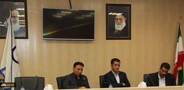 در راستای اجرایی کردن تفاهم نامه همکاری و تکمیل کارنامه سلامت دانشجویان انجام شد:
نشست مشترک دانشگاه علوم پزشکی بندرعباس و دانشگاه فرهنگیان هرمزگان 
 2