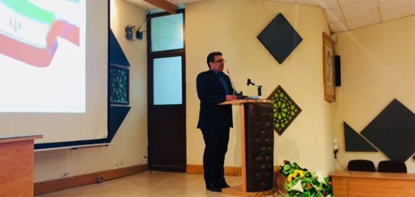 با حضور دکتر کیانی در حال برگزاری است:

همایش تخصصی کارشناسان معاونت نظارت،ارزیابی و تضمین کیفیت 3