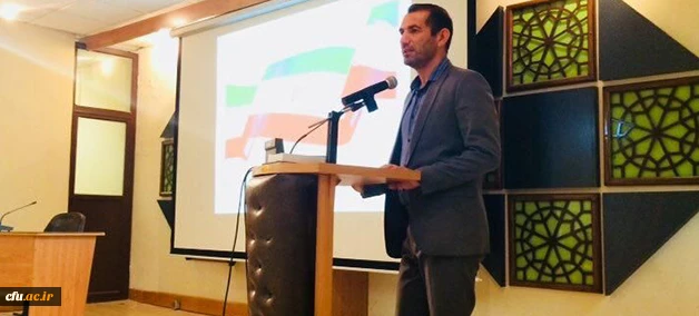 با حضور دکتر کیانی در حال برگزاری است:

همایش تخصصی کارشناسان معاونت نظارت،ارزیابی و تضمین کیفیت 11