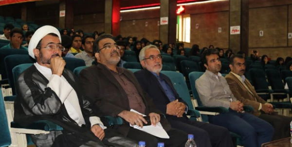 نشست توجیهی دانشجومعلمان ورودی 96 پردیس های استانی یزد 5