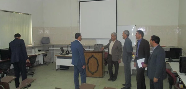 بازدید مدیر کل برنامه ریزی، خدمات و رفاه دانشجویی از پردیس های استان ایلام
 4