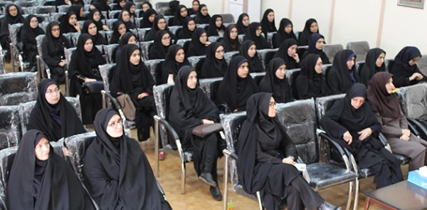 باهمکاری سازمان بهزیستی در پردیس فاطمه الزهرا(س) تبریز برگزار شد:

 کارگاه پیشگیری از معلولیت های جسمانی
 3