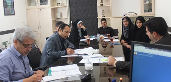 باحضور معاون دانشجویی دانشگاه فرهنگیان برگزار شد:

نخستین جلسه هیات موسس انجمن دانش آموختگان دانشگاه فرهنگیان 3