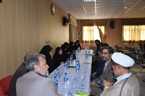 در دانشگاه فرهنگیان استان خراسان جنوبی برگزار شد:  

نشست مشورتی شیوه های دعوت به نماز 4