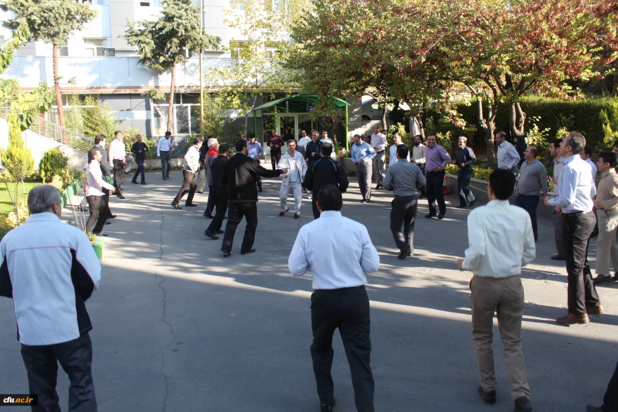 برگزاری ورزش صبحگاهی به مناسبت گرامیداشت هفته تربیت بدنی