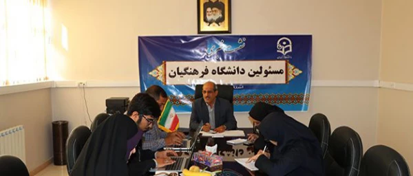 دکتر تاجیک اسمعیلی در حاشیه شورای راهبردی منطقه 7 کشور در جمع اصحاب رسانه:

ارتقاء تعلیم و تربیت موجب توانمندی و تخصص نسل آینده انقلاب و خروجی این نسل عزت و افتخار ملی است. 2