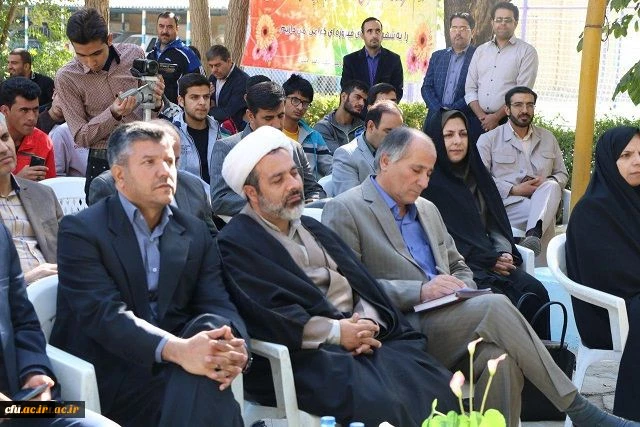 برگزاری مراسم افتتاح زمین چمن پردیس شهید باهنر اصفهان با حضور مسئولین دانشگاه فرهنگیان