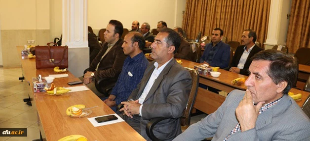 جلسه صمیمی مدیریت امور پردیس های استان قزوین با اساتید  دانشگاه 2