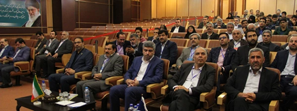 دکتر مهرمحمدی در کنفرانس ملی فرصت ها و پیشرفت های فناوری اطلاعات:

برنامه غیر درسی و غیر متشکل و آموزش غیر مستقیم از ابعاد تربیت تکنولوژیک دانشجو معلمان 2