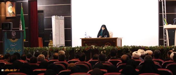 دکتر علی نژاد در دوره بالندگی کارشناسان مشاوره: