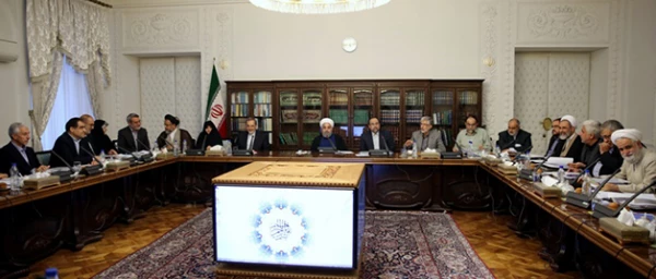 در جلسه شورای عالی انقلاب فرهنگی به ریاست دکتر روحانی صورت گرفت: 

معرفی دکتر حدادعادل به عنوان نماینده شورا در زمینه ساماندهی مدارس غیرانتفاعی، تاکید شورای عالی انقلاب فرهنگی بر تربیت معلم و تامین کادر مورد نیاز آموزش و پرورش از مسیر دانشگاه فرهنگیان 2