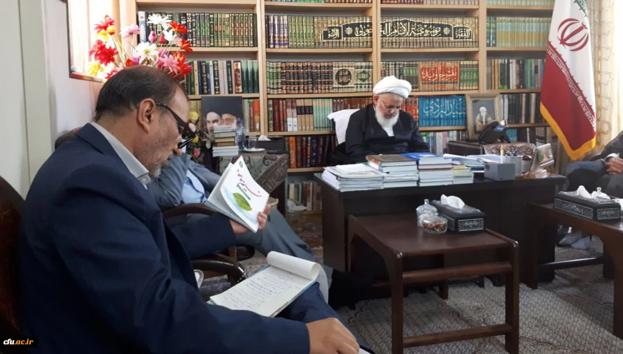 آیت الله ناصری، در دیدار مسئولان دانشگاه فرهنگیان و آموزش و پرورش یزد:

یکی از راهکارهای تحول در آموزش و پرورش، آموزش معلمانی است که دغدغه تربیت اسلامی داشته باشند
 2