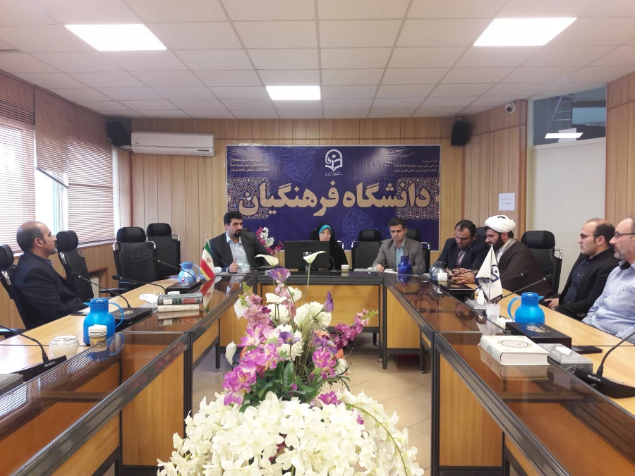 اعلام مقام آوران مسابقه تنیس به مناسبت هفته تربیت بدنی در بخش آقایان