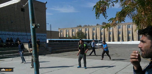 برگزاری چهارمین دوره مسابقات ورزشی گرامیداشت هفته تربیت بدنی در پردیس شهیدرجایی ارومیه 3