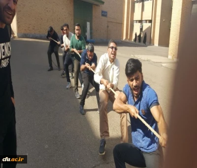 برگزاری مسابقات ورزشی به مناسبت هفته تربیت بدنی در پردیس های استان قزوین