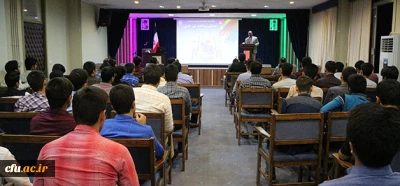 دکتر حاتمی رئیس مرکز مطالعات پدافند غیر عامل کشور:

ابزارمعلمان برای مقابله با بحران در پدافند غیر عامل قلم، کاغذ، ارتباطات عاطفی، کامپیوتر و اینترنت خواهد بود