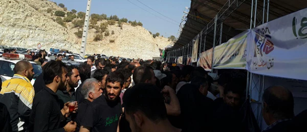 برپایی موکب دانشگاه فرهنگیان ایلام برای پذیرایی از زائرین حسینی 3