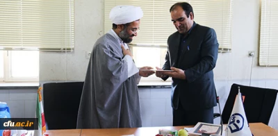امضای تفاهم نامه توسعه و ترویج فرهنگ نماز دانشگاه فرهنگیان یزد با ستاد اقامه نماز استان