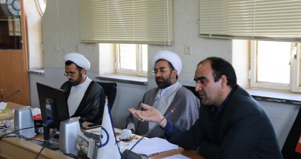 امضای تفاهم نامه توسعه و ترویج فرهنگ نماز دانشگاه فرهنگیان یزد با ستاد اقامه نماز استان 4