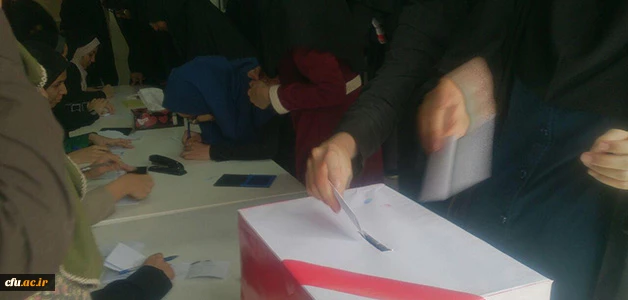 برگزاری انتخابات شورای صنفی-رفاهی پردیس بنت الهدی صدر قزوین 3