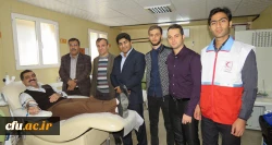 اهدای خون توسط جمعی از دانشجویان و پرسنل پردیس شهید مدرس کردستان 2