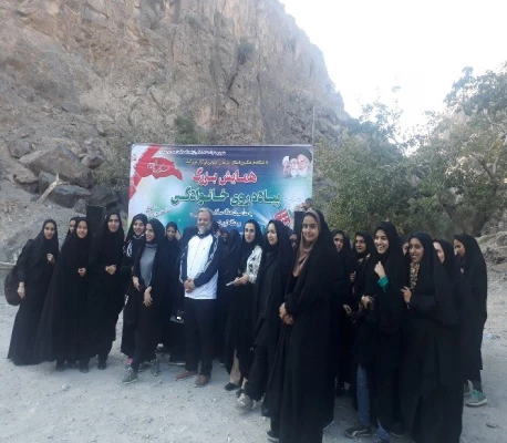 برگزاری مسابقات ورزشی به مناسبت هفته تربیت بدنی در پردیس های استان خراسان جنوبی