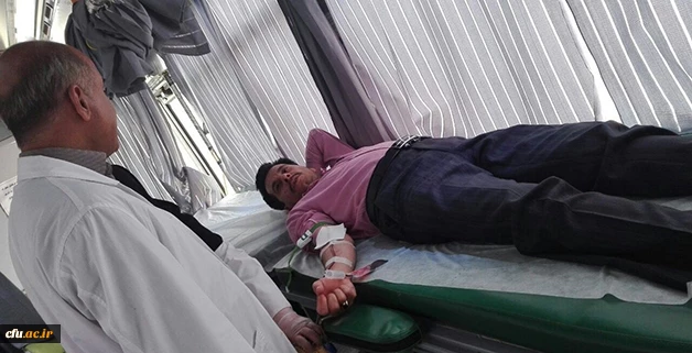اهداء خون کارکنان و دانشجو معلمان دانشگاه فرهنگیان سیستان و بلوچستان 
 3