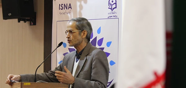 دکتر مهرمحمدی در مراسم آغازین دوره مقدماتی خبرنگاری:

معلمان فراتر از تدریس در کلاس باید به کنشگری اجتماعی بپردازند که آموزش هایی از جمله خبرنگاری زمینه ساز تحقق این مهم خواهد بود 6