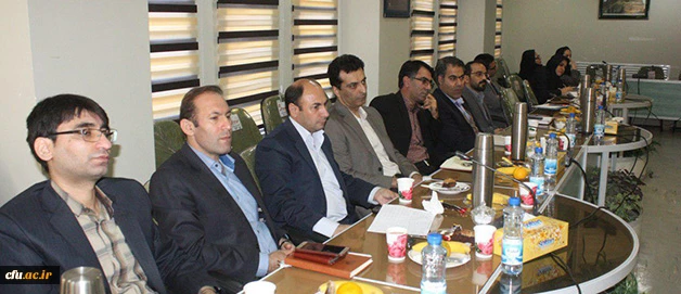 با حضور مسئول پژوهش دانشگاه فرهنگیان لرستان برگزار شد:

نخستین جلسه هماهنگی برگزاری مراسم استانی هفته پژوهش
 2