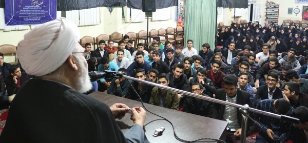 در دانشگاه فرهنگیان گرگان برگزار شد:

به مناسبت هفته قرآنی دانشگاه ها ، مراسم نهضت تولید علم در سایه قرآن کریم 
 4