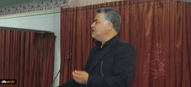 به همت انجمن اسلامی دانشجو معلمان پردیس علامه امینی(ره) تبریز برگزار شد:

همایش اهمیت فعالیت تشکل های دانشجویی
 2