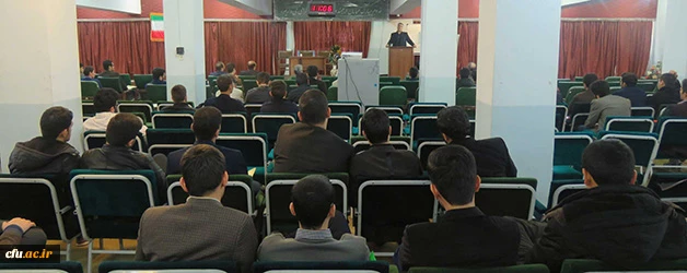 به همت انجمن اسلامی دانشجو معلمان پردیس علامه امینی(ره) تبریز برگزار شد:

همایش اهمیت فعالیت تشکل های دانشجویی
 6