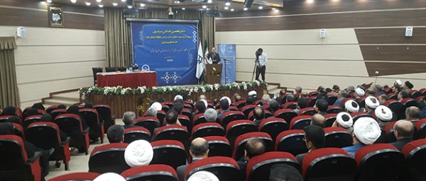 دکتر مهر محمدی در نخستین سمپوزیوم تربیت معلم تطبیقی:

کنش هنرمندانه ، بلیغ ترین عنوان برای معلم اثربخش 2