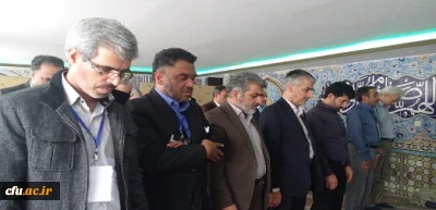 برگزاری نماز جماعت با حضور سرپرست دفتر مرکزی حراست و برخی از مهمانان سمپوزیوم