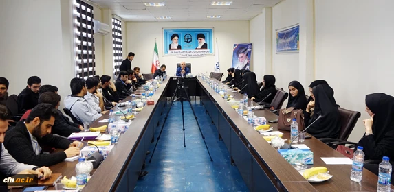 اولین جلسه استانی دبیران کانون ها، انجمن ها، و تشکل های دانشجویان دانشگاه فرهنگیان کردستان:

فعالیت های دانشگاه فرهنگیان دانشجو محور است 2