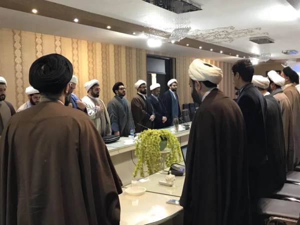 معاون منابع انسانی نهاد نمایندگی مقام معظم رهبری در دانشگاه ها در گفت وگو با فارس  عنوان کرد:

اهداف  نشست سراسری و دوره آموزشی مسئولان نهاد دانشگاه های فرهنیگان سراسر کشور 4