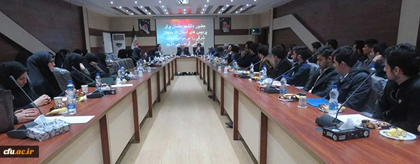 در هفته گرامی داشت کیفیت آموزش برگزار شد:

تجلیل از ممتازین کنکور سراسری و دارندگان معدل برتر دانشجو معلمان دانشگاه فرهنگیان آذربایجان شرقی 2